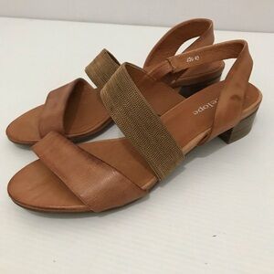 Antelope Tan Sandals